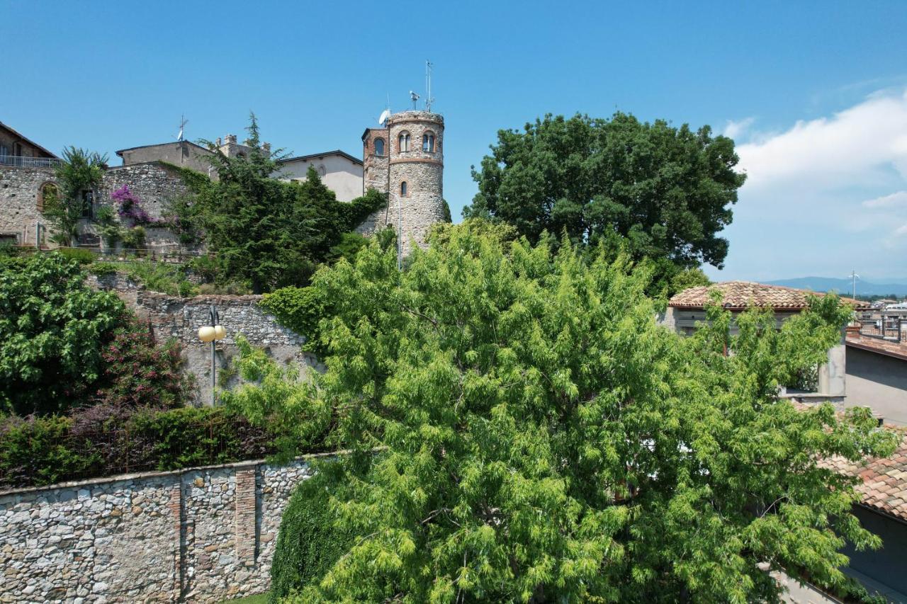 Steps From The Lake - Charme In The Inner City Ντεζεντσάνο ντελ Γκάρντα Εξωτερικό φωτογραφία